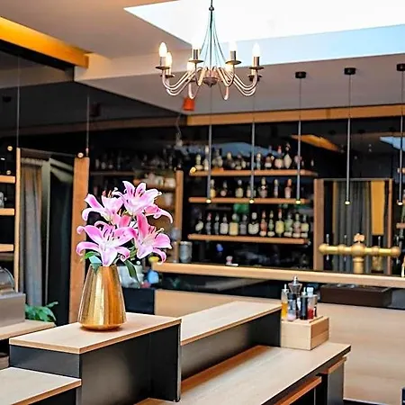 Hotel Maxmilian Lifestyle 4*