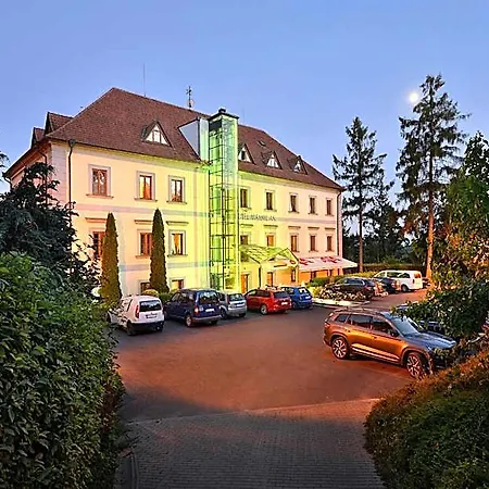 Hotel Maxmilian Lifestyle 4*