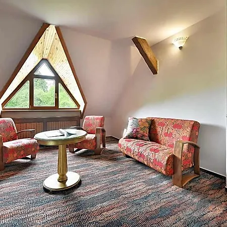 Maxmilian Lifestyle Hotel