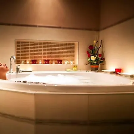 Hotel Maxmilian Lifestyle 4*